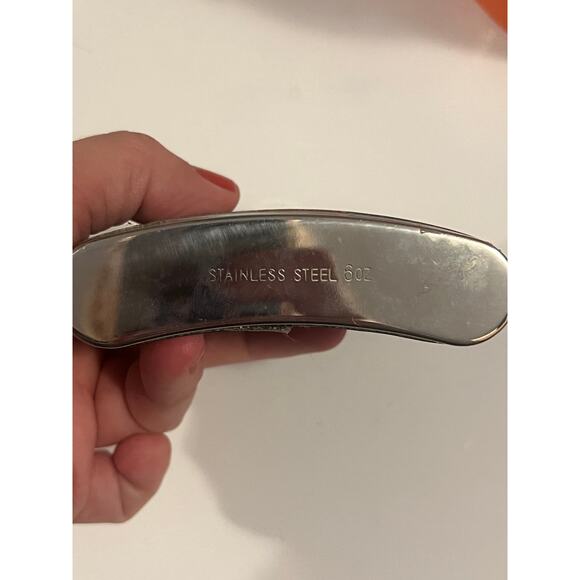 Elvis Presley 6oz Stainless Steel Hip Flask Vintage Portrait Black Silver - Picture 3 of 3